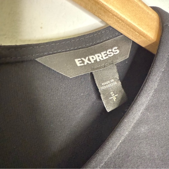 Express Black Ruffle Peplum Blouse Size Small Flutter Sleeve - Picture 5 of 7